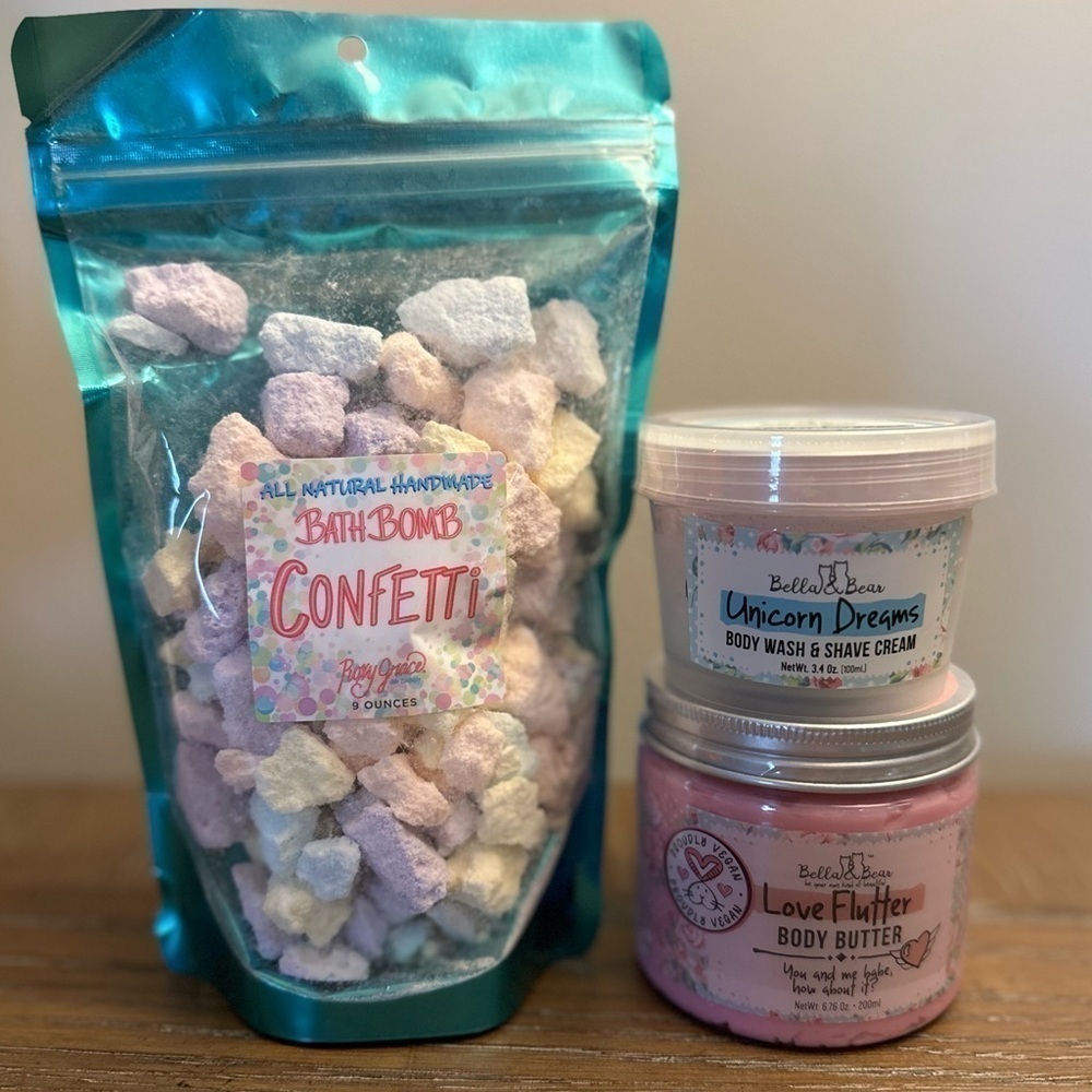 NEW 3-PIECE BATH SET